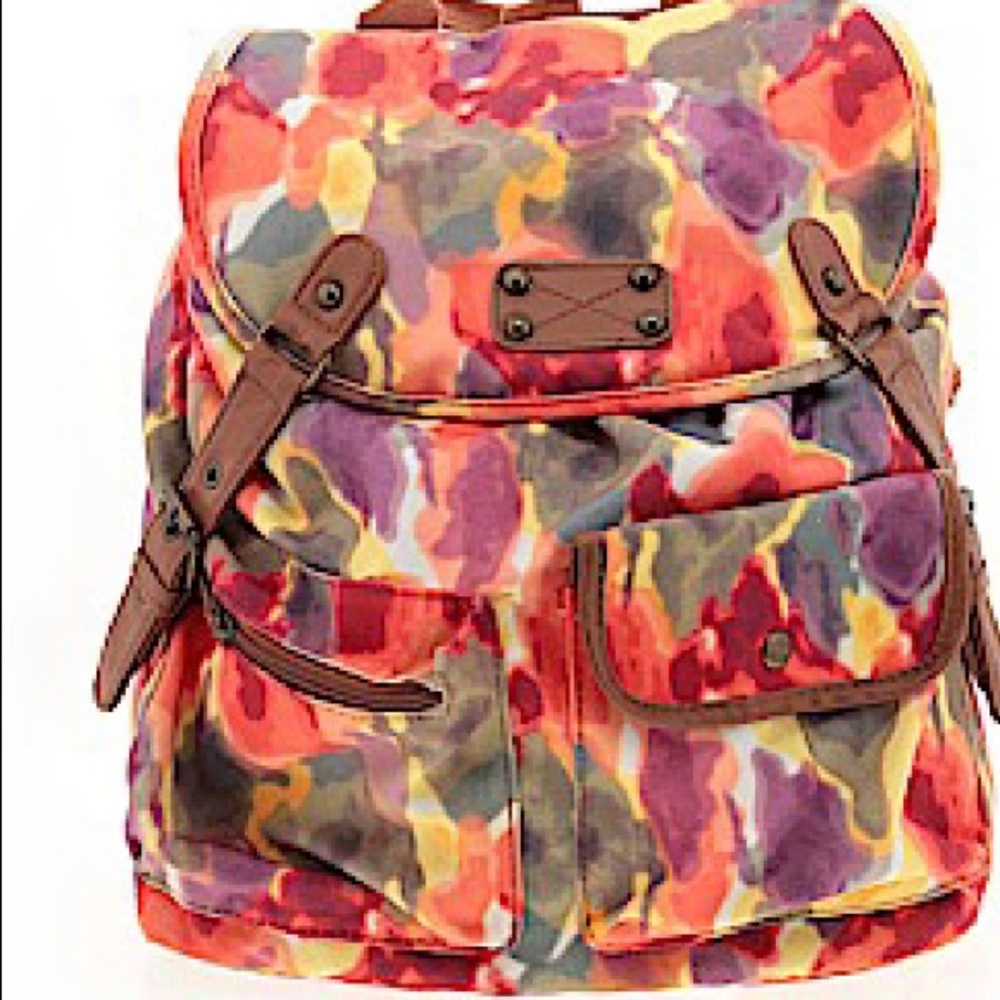 Massimo supply cool. Beautiful bag pack ❤️